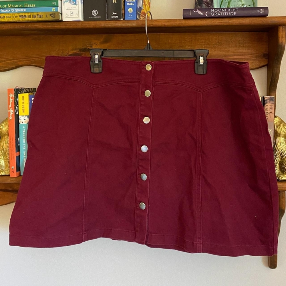 Forever 21 Burgundy Mini skirt